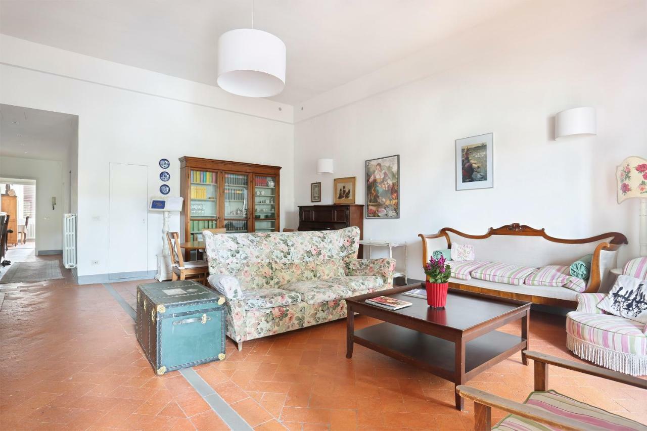 Via Della Chiesa Apartments Florence Exterior photo